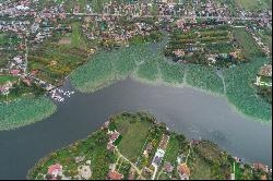 Lakeside Plot on Lake Snagov for a Luxury Residence