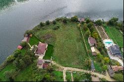 Lakeside Plot on Lake Snagov for a Luxury Residence