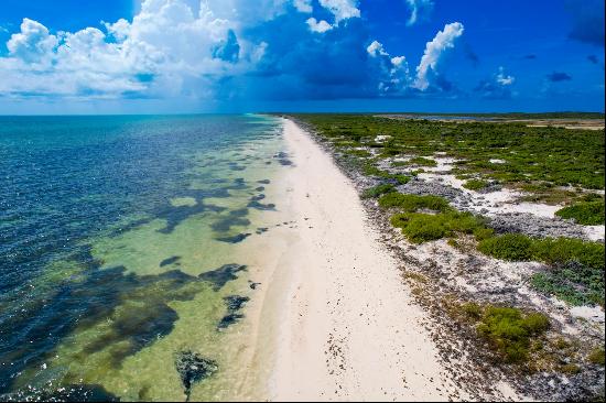 West Caicos Beachfront - 144 Acres