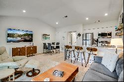 Rare Zilker Park find Condo!