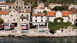 Charming Waterfront Stone House Perast