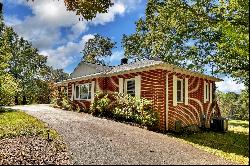 Classic Brick Ranch-Style Home In Blue Ridge