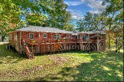 Classic Brick Ranch-Style Home In Blue Ridge