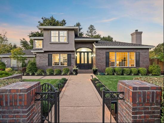 Classic Elegance Meets Modern Comfort in this Stunning Split-Level Los Altos Home