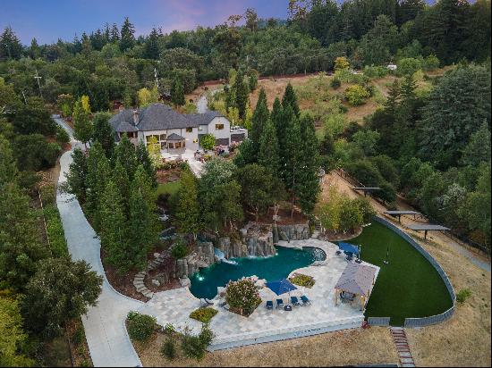 Luxurious 30-Acre Retreat in Los Gatos!