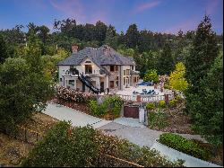 Luxurious 30-Acre Retreat in Los Gatos!