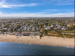 Extraordinary Modern Beach Home in Fairfield 