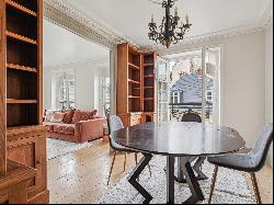 Rue de Grenelle - Superb Apartment