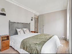 Rue de Grenelle - Superb Apartment