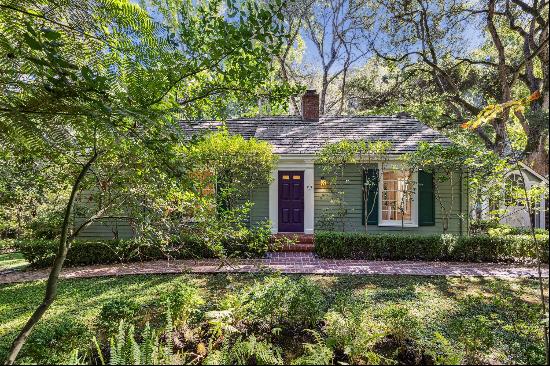 Idyllic Storybook Cottage