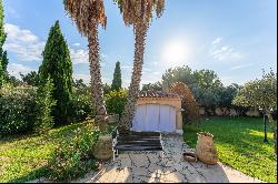 Château-Gombert - Family Home with Large Garden and Pool