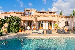 Château-Gombert - Family Home with Large Garden and Pool