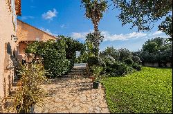 Château-Gombert - Family Home with Large Garden and Pool