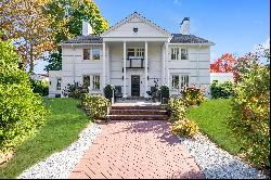 28 Nassau Drive, Great Neck, NY 11021