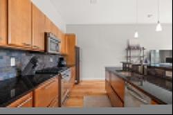 1430 Dresden Drive NE #205