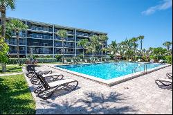 4141 Ocean Drive #401