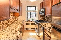 35 Parkview Avenue #5C