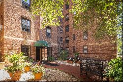 35 Parkview Avenue #5C