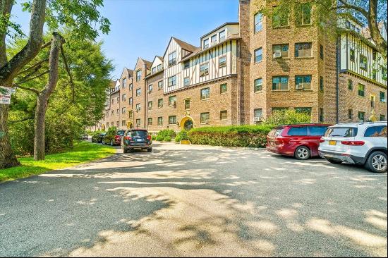 1448 Boston Post Road #3E