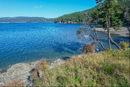 128 Narrows West Road, Salt Spring, BC, V8K0A3, CANADA