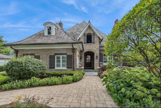 929 S. Beverly Lane, Arlington Heights, IL, 60005, USA