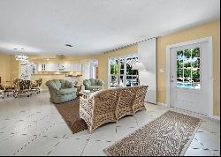 5930 Emerald Harbor Dr, Longboat Key, FL 34228