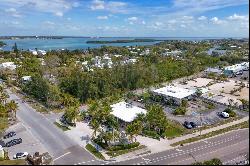 363 Firehouse Ln, Longboat Key, FL 34228