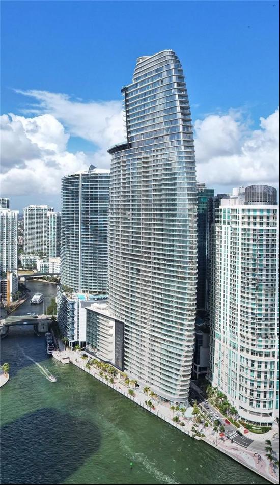 300 Biscayne Blvd Way, Miami, FL, 33131, USA