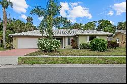 7528 Biltmore Dr, Sarasota, FL 34231