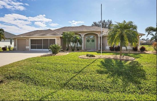 1029 Rotonda Cir, Rotonda West, FL 33947