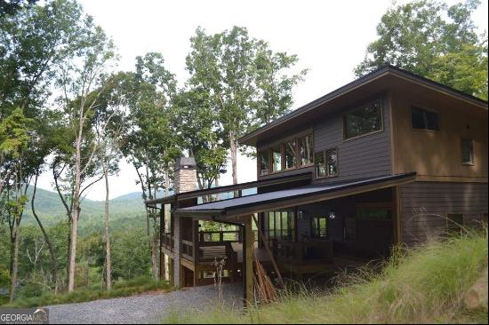 Mountain Modern home in the Heart of National Forest