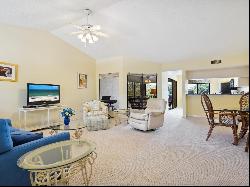 5228 Landings Blvd #202, Sarasota, FL 34231