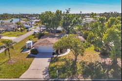 448 Redwood Rd, Venice, FL 34293