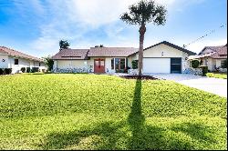 46 Bunker Ct, Rotonda West, FL 33947