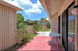 704 Bird Bay Cir #35, Venice, FL 34285