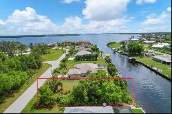 3511 Montgomery Dr, Port Charlotte, FL 33981