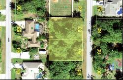 7305 Elsa St, Englewood, FL 34224