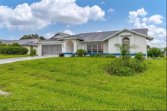 235 Bunker Rd, Rotonda West, FL 33947