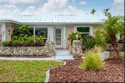 175 Rotonda Cir, Rotonda West, FL 33947