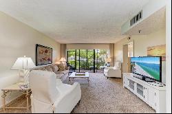 1001 Benjamin Franklin Dr #108, Sarasota, FL 34236