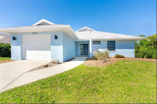 3910 Cape Haze Dr, Rotonda West, FL 33947