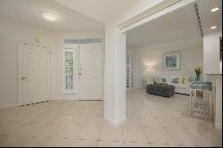 1260 Dolphin Bay Way #203, Sarasota, FL 34242