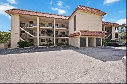 1650 Pine Tree Ln #103, Sarasota, FL 34236