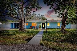 595 Bahama Rd, Venice, FL 34293