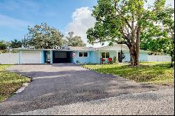 595 Bahama Rd, Venice, FL 34293