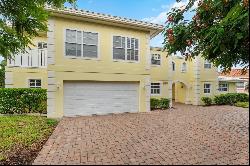 5531 Contento Dr, Sarasota, FL 34242