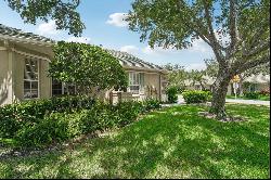 4951 Lakescene Pl, Sarasota, FL 34243