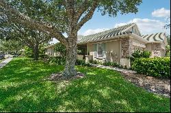 4951 Lakescene Pl, Sarasota, FL 34243