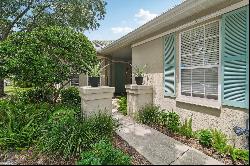 4951 Lakescene Pl, Sarasota, FL 34243