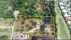 2900 Curry Ln, Nokomis, FL 34275